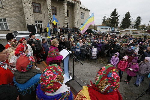 Тимошенко против экономии за счет народа: затягивать пояса должны чиновники