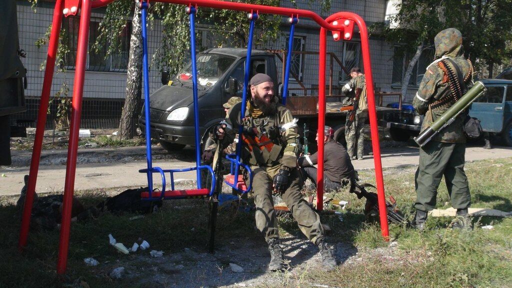 Москвич опублікував фотодокази участі НД РФ в знищенні Донецька