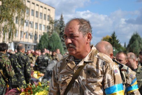 На Луганщине похоронили погибших в день объявления перемирия 28 неизвестных украинских военных