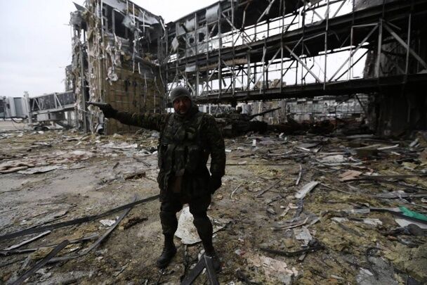 У мережі опублікували нові фото "кіборгів" з аеропорту Донецька