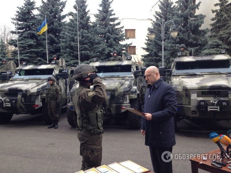 Фотофакт. У Міноборони презентували українські БТРи "Спартан"