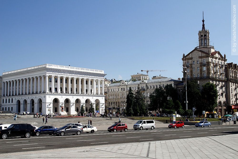 В сети появилась подборка фото Крещатика до Евромайдана