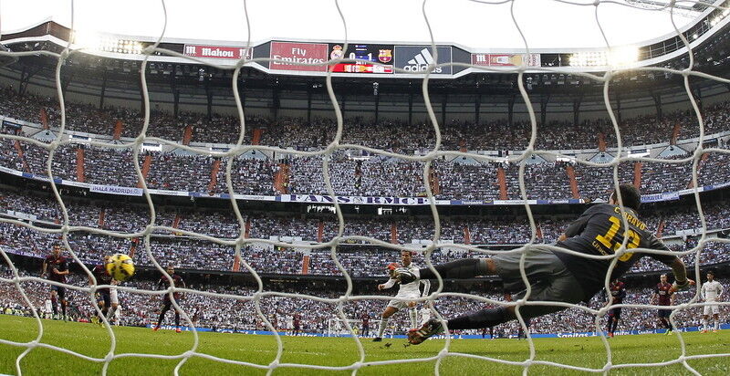 Появились фото, как "Реал" поиздевался над "Барселоной"