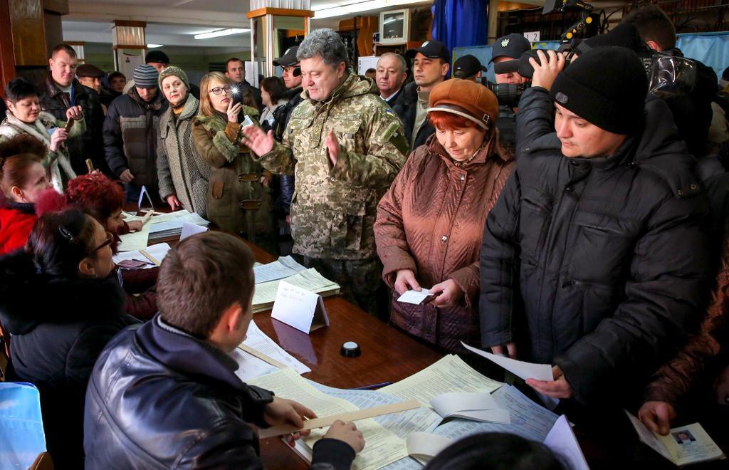 Порошенко прибыл в Краматорск, голосовать будет после 12:00