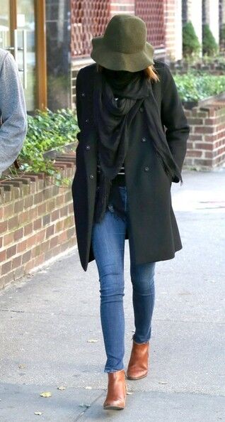 Эмма Стоун без лица