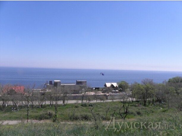 "Можу собі дозволити": в Одесі депутат-регіонал літає на особистий пляж на гелікоптері за $ 5млн