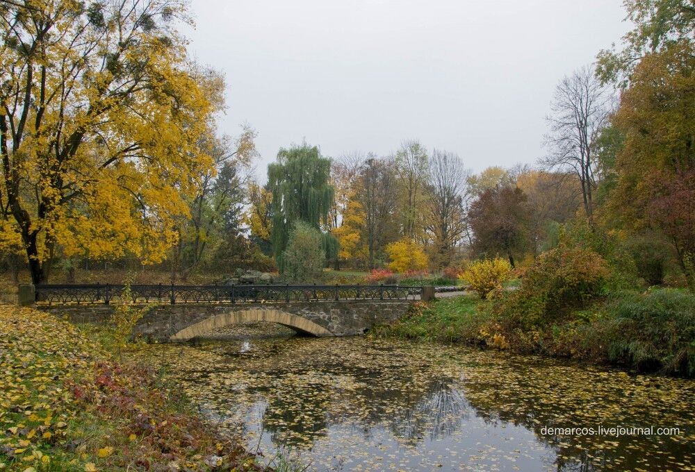 10 парков Украины, которые осенью невероятно красивы