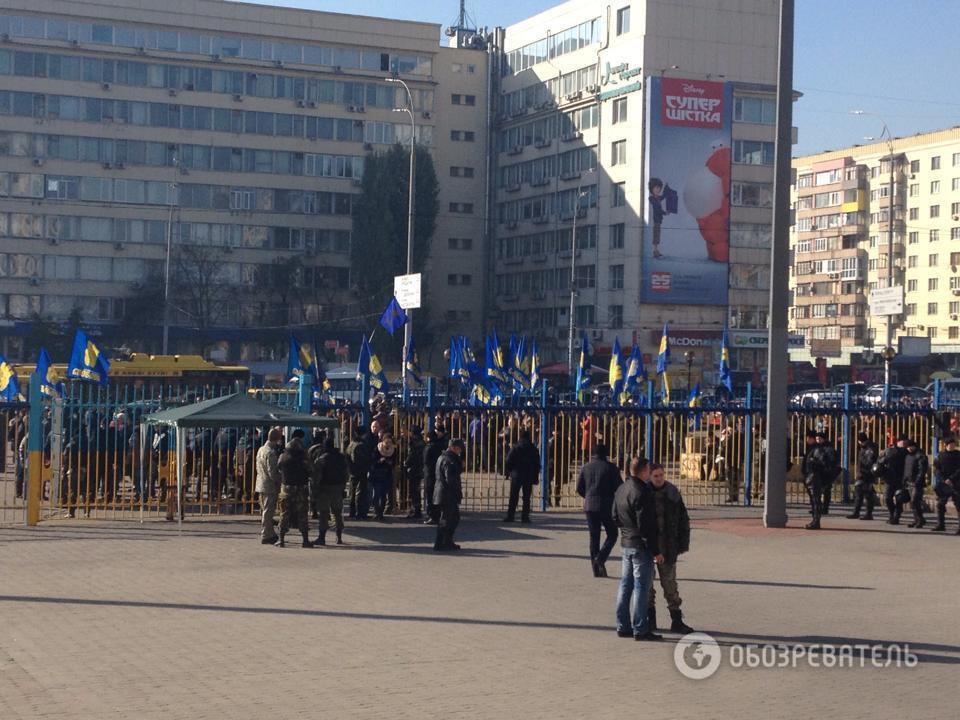 "Свобода" протестує під ЦВК: у них "вкрали" голоси