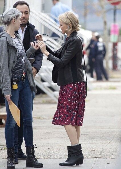 Наоми Уоттс в жутких розочках спасает Джейка Джилленхола