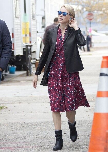 Наоми Уоттс в жутких розочках спасает Джейка Джилленхола