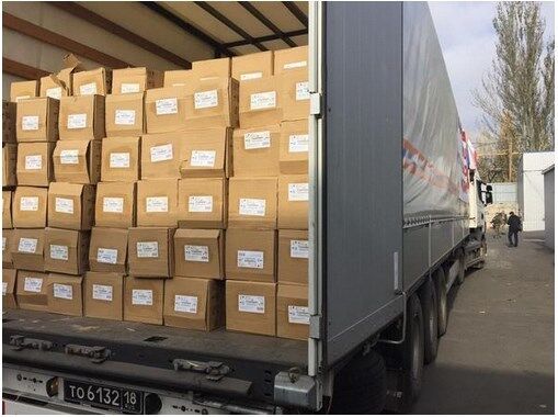 В Донецк приехали 50 путинских грузовиков "гумконвоя"