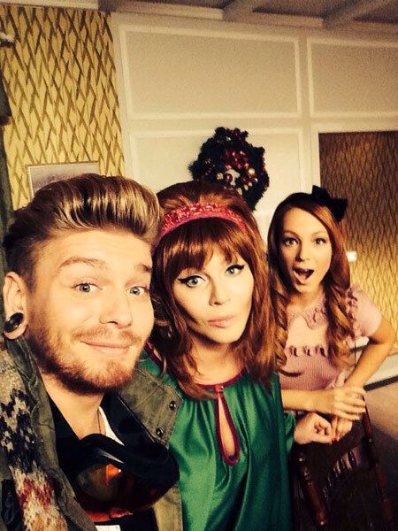 Тарабарова с друзьями готовится к Хэллоуину