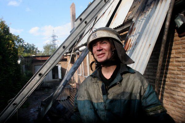 З'явилися фото Донецька після обстрілу "Ураганом"