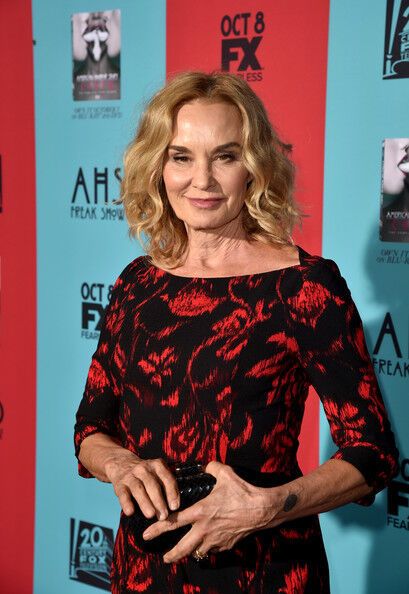 Джессика Лэнг и другие звезды "Цирка уродов" на красной дорожке