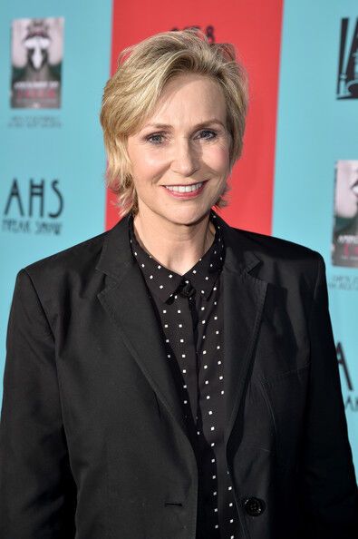 Джессика Лэнг и другие звезды "Цирка уродов" на красной дорожке