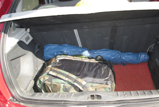 Во Львове остановили авто с гранатометами и патронами: опубликованы фото