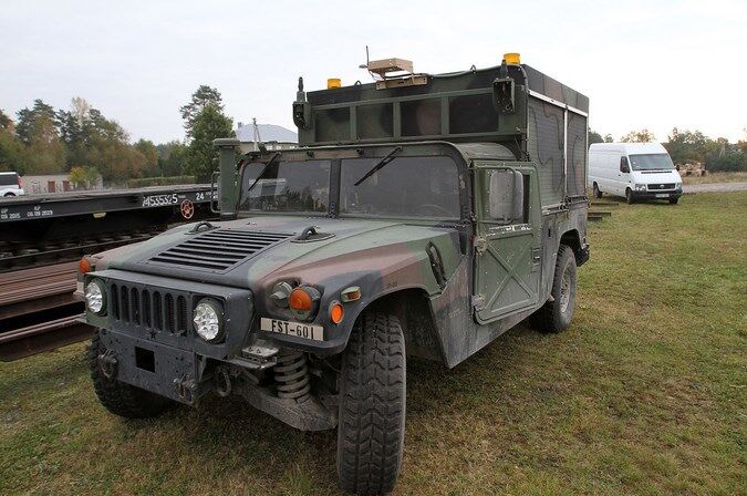 Больше 10 эшелонов тяжелой техники и 160 военнослужащих США прибыли в Литву