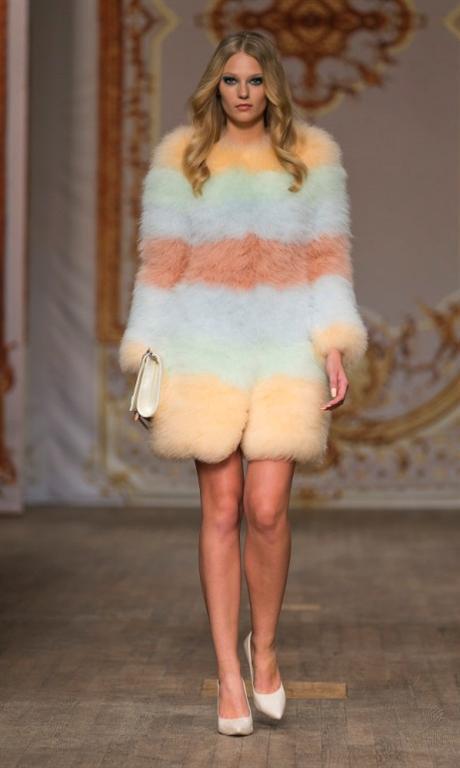 Как выбрать шубу из искусственного меха: 20 модных вариантов 