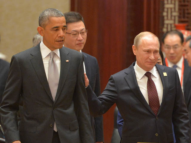 В Пекине Путин хлопал Обаму по плечу и ухаживал за первой леди  КНР: опубликованы фото и видео