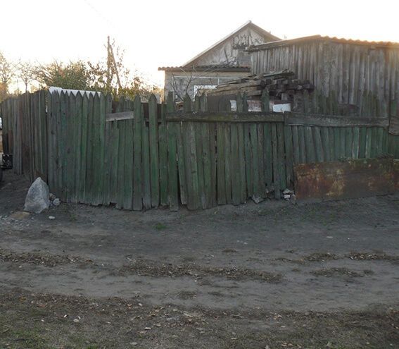 У Дніпродзержинську затримали школяра за жорстоке вбивство двох жінок: фото з місця злочину