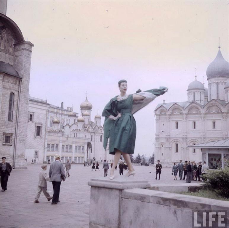 Christian Dior в СССР: уникальные фотографии 1959 года
