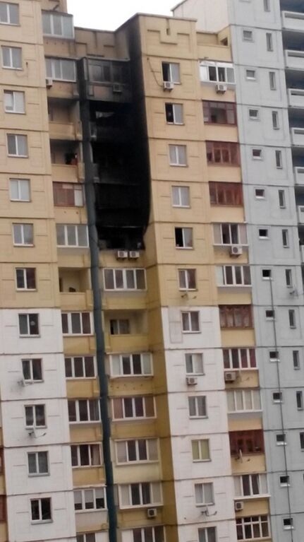 На Троещине загорелся 22-этажный жилой дом: среди пострадавших есть ребенок