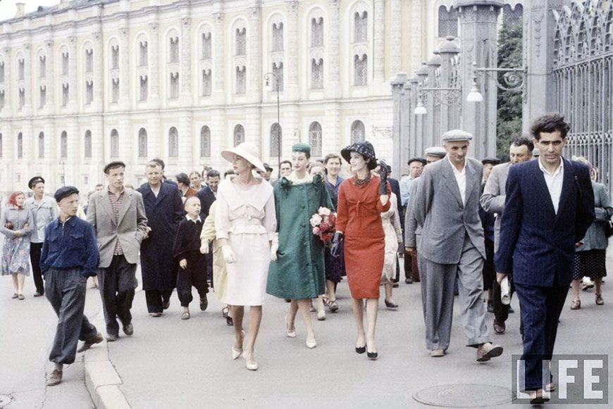 Christian Dior в СССР: уникальные фотографии 1959 года