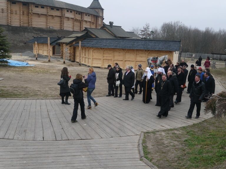 В Древнем Киеве прошел турнир по историческому фехтованию: в стороне никто не остался