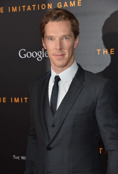 Камбербэтч с невестой на красной дорожке (а у Киры Найтли опять чудесное платье)