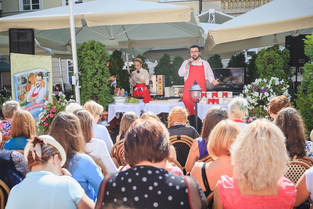 Телеведущий Руслан Сеничкин примет участие в Фестивале здоровой еды "Best Food Fest & Health"