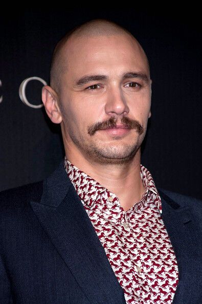 Джеймс Франко: лысый и с гуцульскими усами