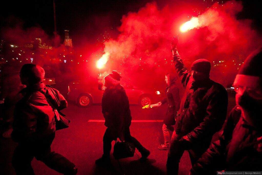 "ДНР" - гори в пеклі. Москвичі вийшли на ходу на честь річниці Євромайдану