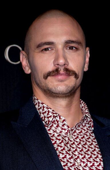 Джеймс Франко: лысый и с гуцульскими усами