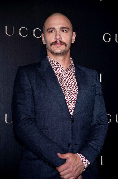 Джеймс Франко: лысый и с гуцульскими усами