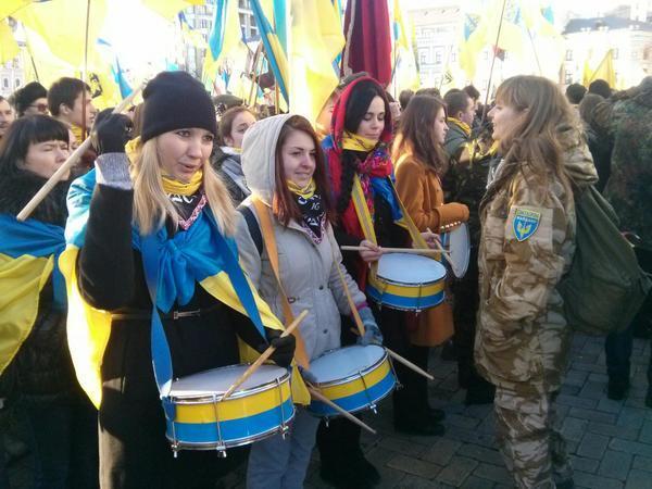 В Киеве на Марш Достоинства вышли более 3 тысяч человек