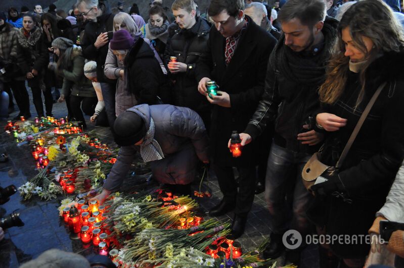 В Киеве почтили память жертв Голодомора: опубликованы фото и видео