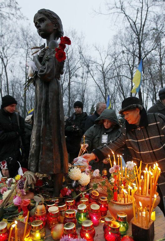 В Украине День памяти жертв голодоморов