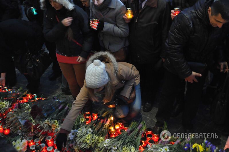 В Киеве почтили память жертв Голодомора: опубликованы фото и видео