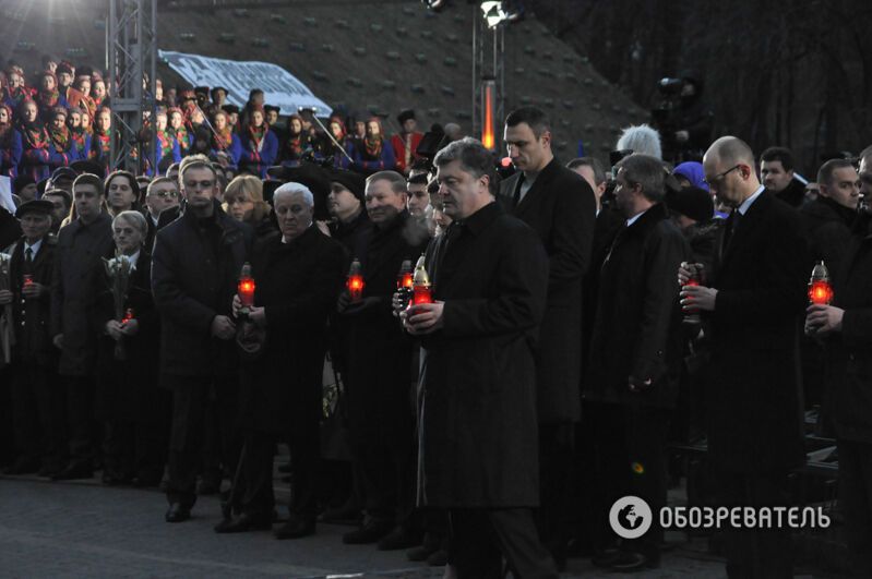 В Киеве почтили память жертв Голодомора: опубликованы фото и видео