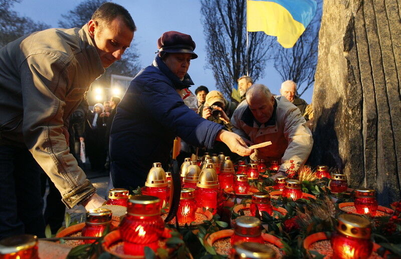 В Украине День памяти жертв голодоморов