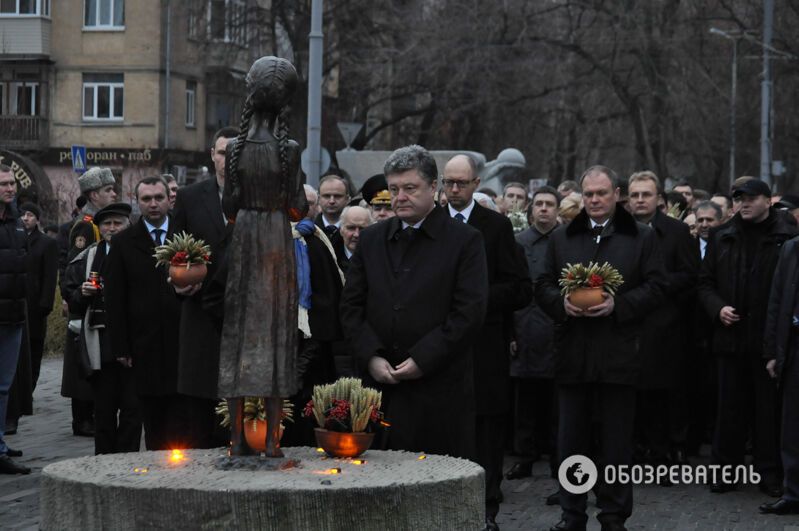 В Киеве почтили память жертв Голодомора: опубликованы фото и видео