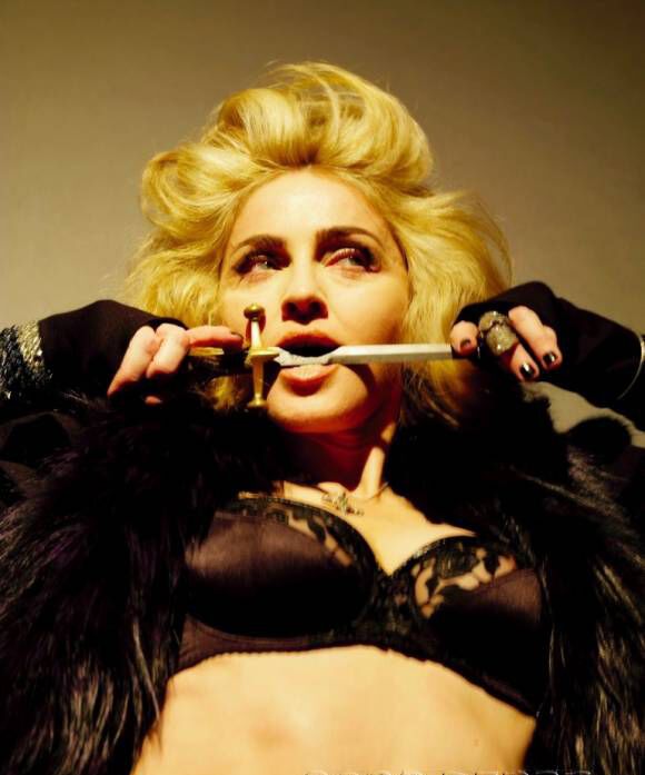 В сеть попали фотографии сильно постаревшей Мадонны до обработки в фотошопе