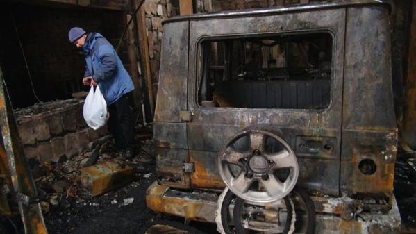 Донецк продолжают обстреливать, пострадали жилые дома и социальные объекты: опубликовано фото