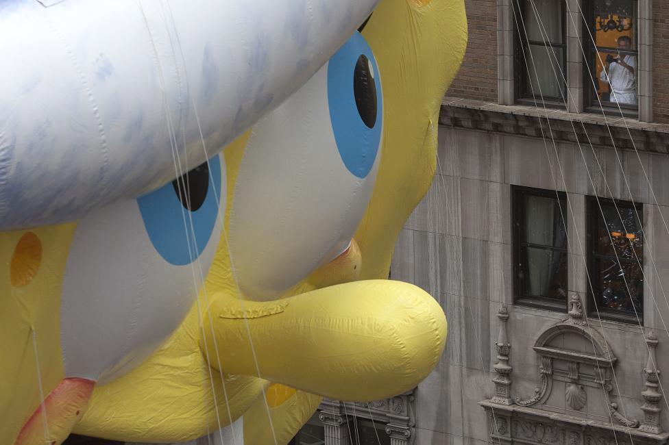 Нью-Йорк "захопили" гігантські іграшки. Грандіозний парад на честь Дня подяки