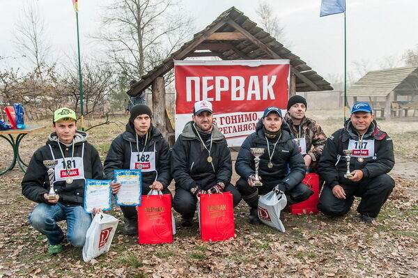 На турнире рыболовов поймали более 11 кг щук и окуней