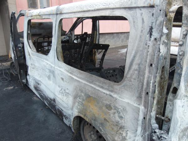 В Макеевке партизаны взорвали автобус террористов: опубликованы фото и видео
