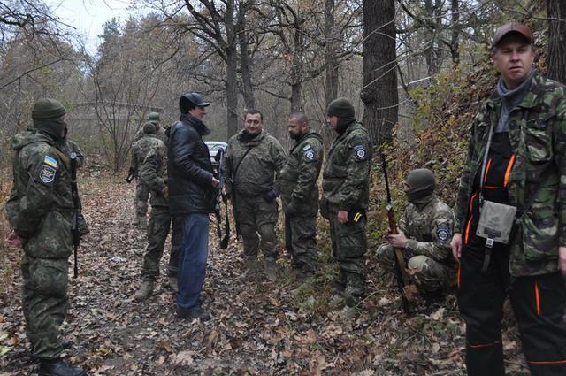 Волонтери винайшли легку і міцну броню для бойових машин української армії: опубліковано фото