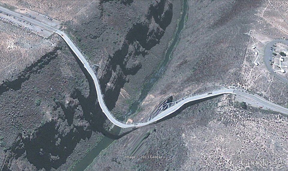 Искаженная Земля: фото с Google Earth, которые идут вразрез с логикой