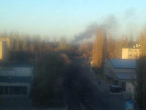 В Донецке продолжились обстрелы и атака аэропорта: есть жертвы среди населения и боевиков