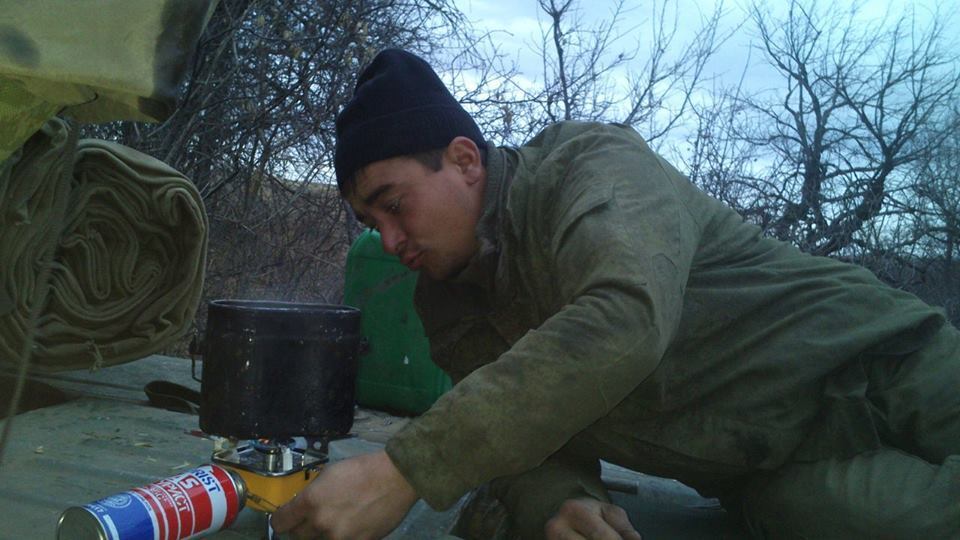 Из Кемерово к границе Украины переброшена мотострелковая бригада с танками, "Акациями" и "Градами"